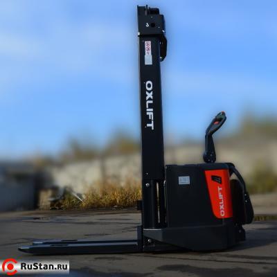 Самоходный штабелер с платформой оператора OXLIFT Premium PS 1546 1500 кг 4.6 м FFL фото №6 Самоходный штабелер с платформой оператора OXLIFT Premium PS 1546 1500 кг 4.6 м FFL фото №6