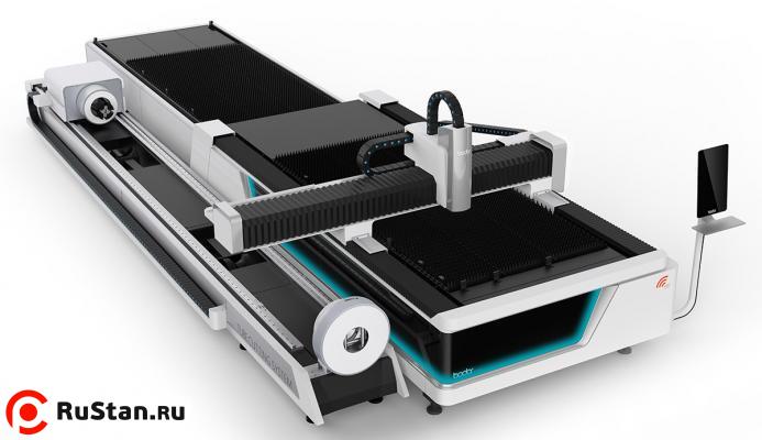 Станок лазерной резки круглых и профильных труб BODOR E3015T6-1000W MAX со сменным столом фото №1