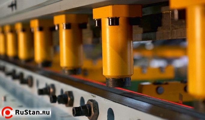 Гидравлические гильотинные ножницы НГ3419 (6,3х3200 мм) фото №4 Гидравлические гильотинные ножницы НГ3419 (6,3х3200 мм) фото №4