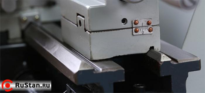 Направляющие станка прошли закалку ТВЧ (48-52 HRC) и шлифовку, что способствует повышению уровня надежности и точности обработки детали. фото №15 Metal Master MML 1830 V фото №15