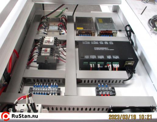 Аппарат лазерной сварки 3в1 Raptor SFW-1500S (сварка, резка, чистка) фото №12 Raptor SFW-1500S фото №12