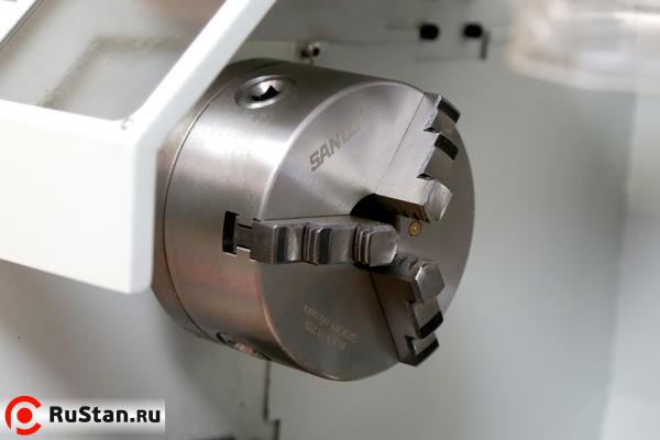 В стандартной комплектации поставляется быстрозажимной трехкулачковый патрон диаметром 125мм фото №10 Metal Master MML 2550 фото №10