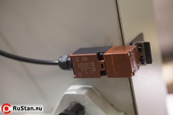 Станок гидравлический двухколонный Stalex TBK-4228А с поворотной рамой фото №11 TBK-4228А с поворотной рамой фото №11
