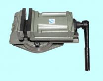 Тиски Станочные 250мм чугунные поворотные с закрытым винтом, ход 200мм LTH250 (Q12) 